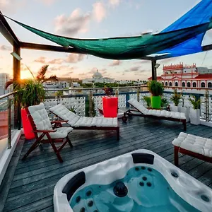 4* Hotel Puerto Valdes